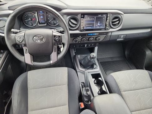 Used 2022 Toyota Tacoma TRD Sport w/ Advanced Technology Package AWD/4WD image 9