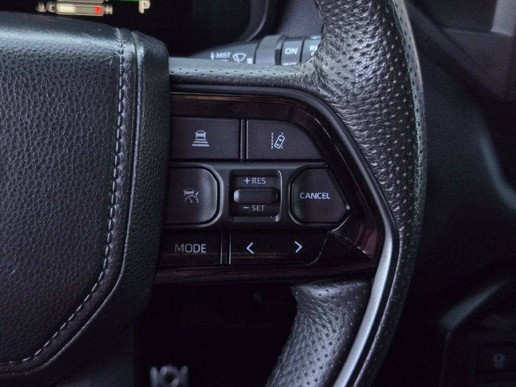 Used 2023 Toyota Sequoia TRD Pro AWD/4WD image 33