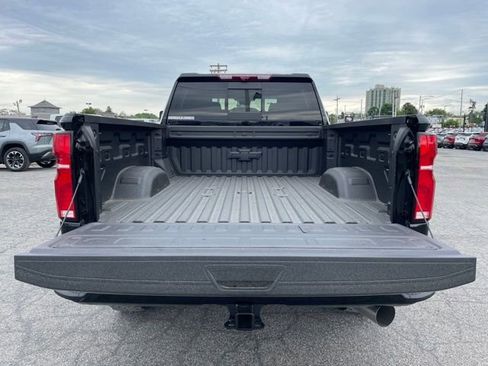 New 2026 Chevrolet Silverado 2500 High Country w/ High Country Premium Package AWD/4WD image 13