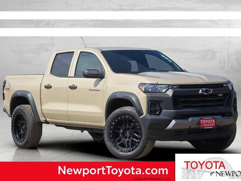 Used 2023 Chevrolet Colorado Trail Boss AWD/4WD image 1