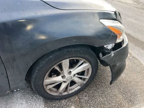 Used 2013 Nissan Altima 2.5 SV image 18