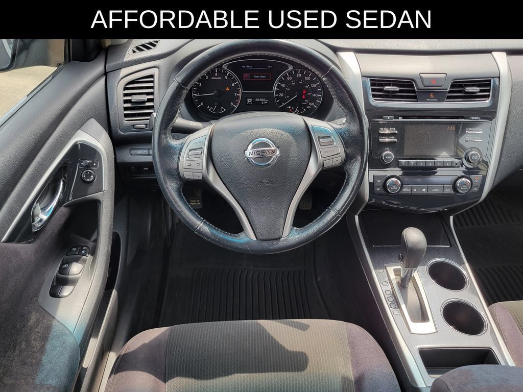 Used 2013 Nissan Altima 2.5 SV FWD image 7