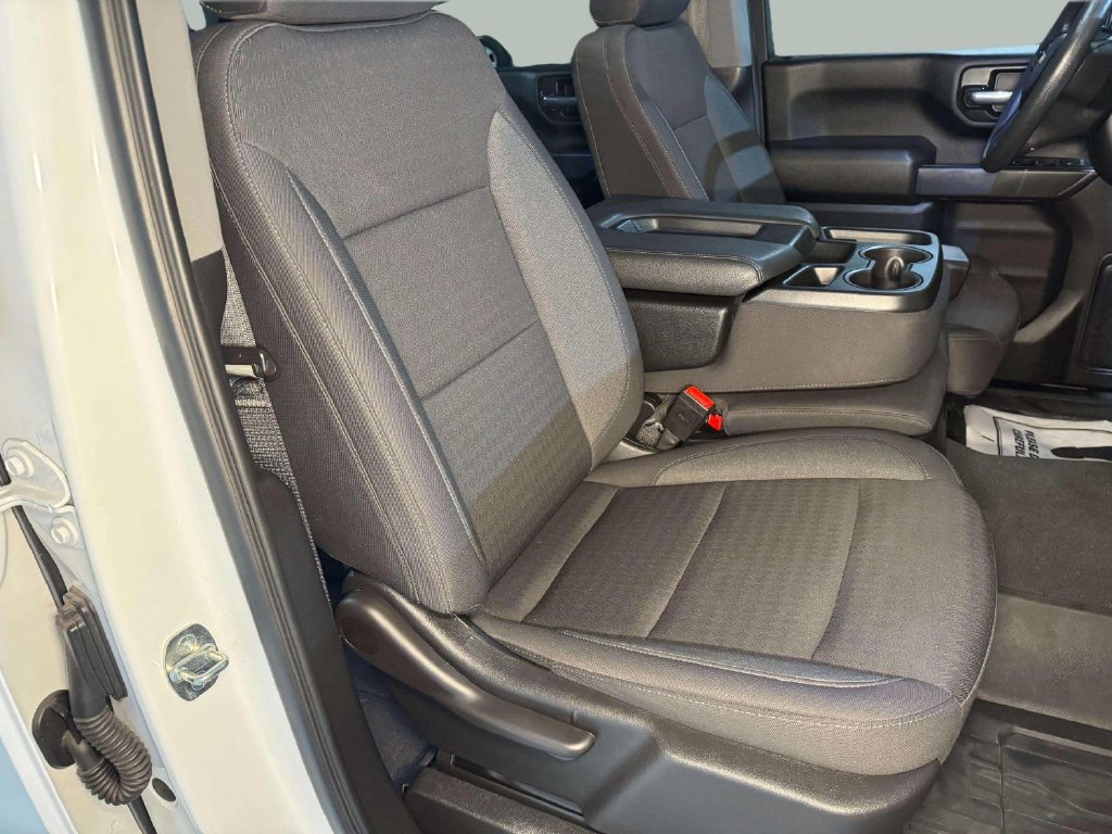 Used 2024 Chevrolet Silverado 2500 Custom AWD/4WD image 26