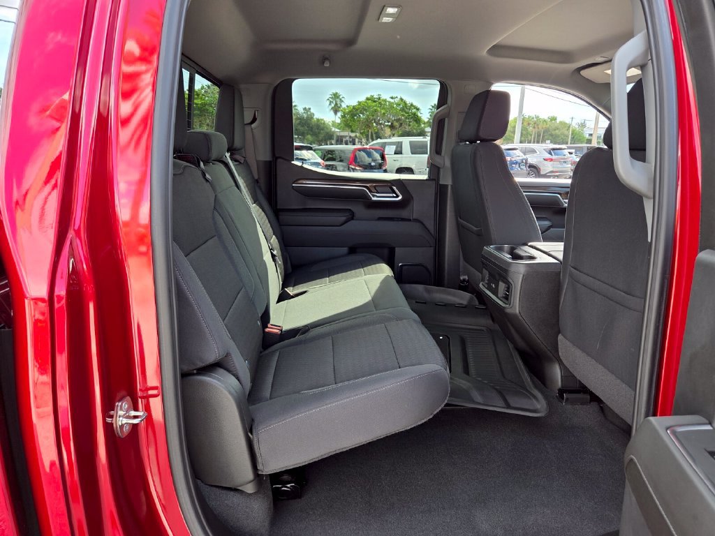 Used 2024 Chevrolet Silverado 1500 RST w/ Convenience Package II RWD image 16