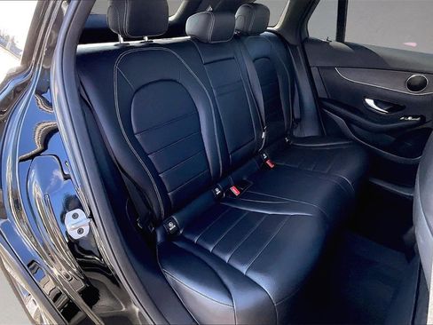 Used 2022 Mercedes-Benz GLC 300 GLC 300 w/ Premium Package Lite image 24