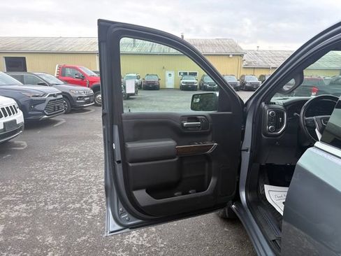 Used 2019 GMC Sierra 1500 SLE w/ SLE Value Package AWD/4WD image 17