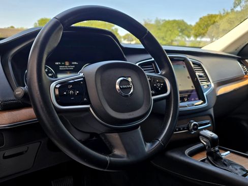 Used 2016 Volvo XC90 T6 Inscription w/ Vision Package AWD/4WD image 29