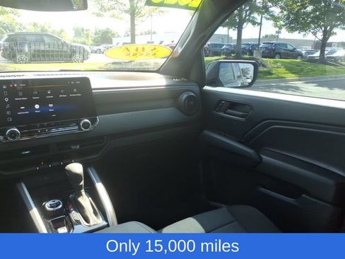 Used 2023 Chevrolet Colorado Trail Boss w/ Advanced Trailering Package AWD/4WD image 12
