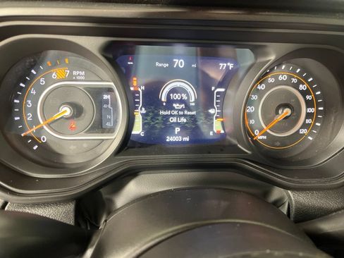 Used 2024 Jeep Wrangler Unlimited Sport AWD/4WD image 34