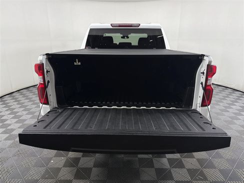Used 2022 Chevrolet Silverado 1500 RST AWD/4WD image 16