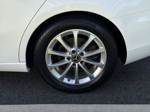 Used 2021 Mercedes-Benz A 220 4MATIC image 11