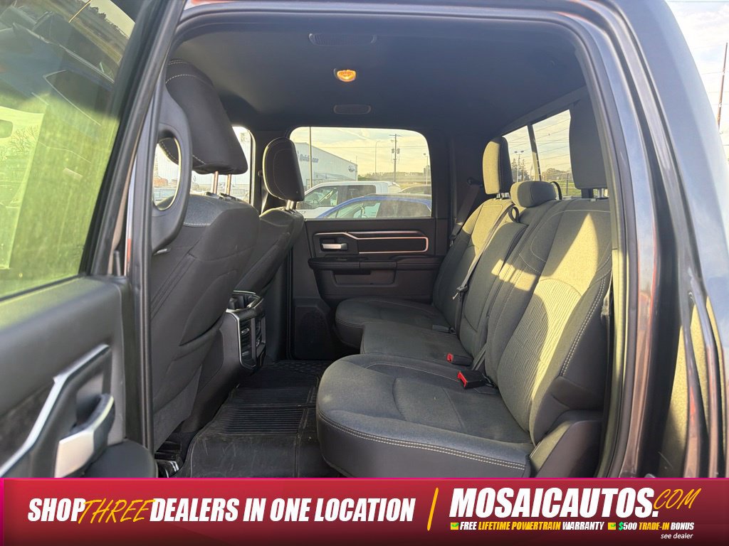 Used 2024 RAM 2500 Big Horn w/ Night Edition AWD/4WD image 5