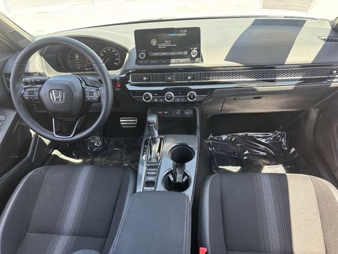 Used 2024 Honda Civic Sport image 14