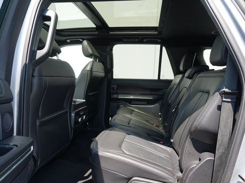 Used 2021 Ford Expedition Max Limited AWD/4WD image 18