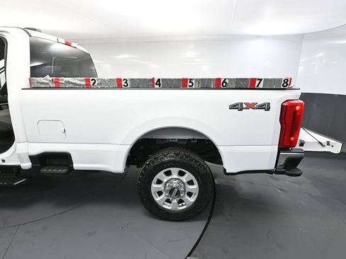 Used 2023 Ford F350 XLT AWD/4WD image 38