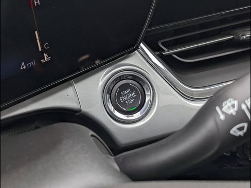 New 2026 Chevrolet Trax LT w/ Sunroof Package FWD image 22