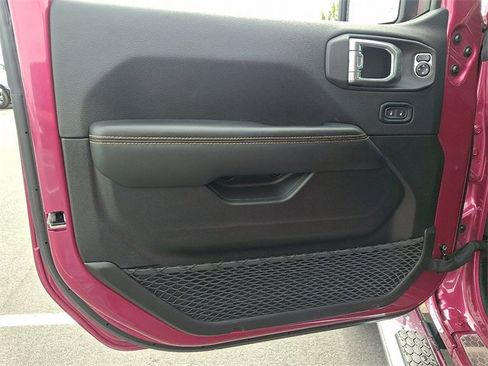 Used 2024 Jeep Wrangler Sahara w/ Safety Group image 12