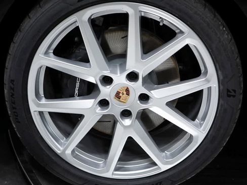 New 2025 Porsche Panamera 4 image 11