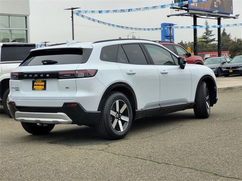 New 2026 Honda Prologue Touring image 5