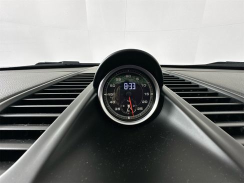 Used 2015 Porsche 911 Targa 4S image 24