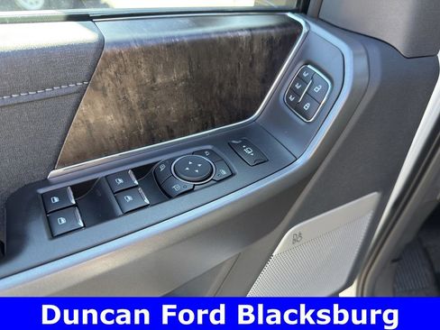 New 2026 Ford F250 Lariat image 17