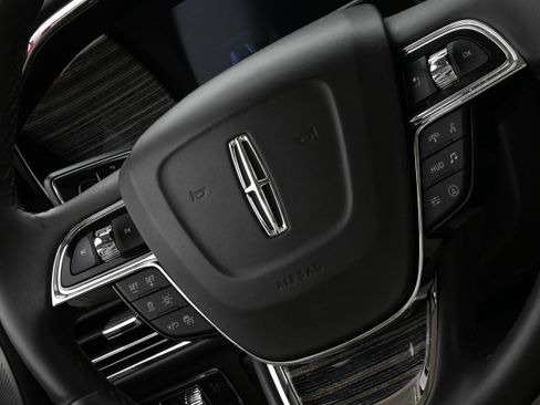 Used 2023 Lincoln Navigator Black Label image 20