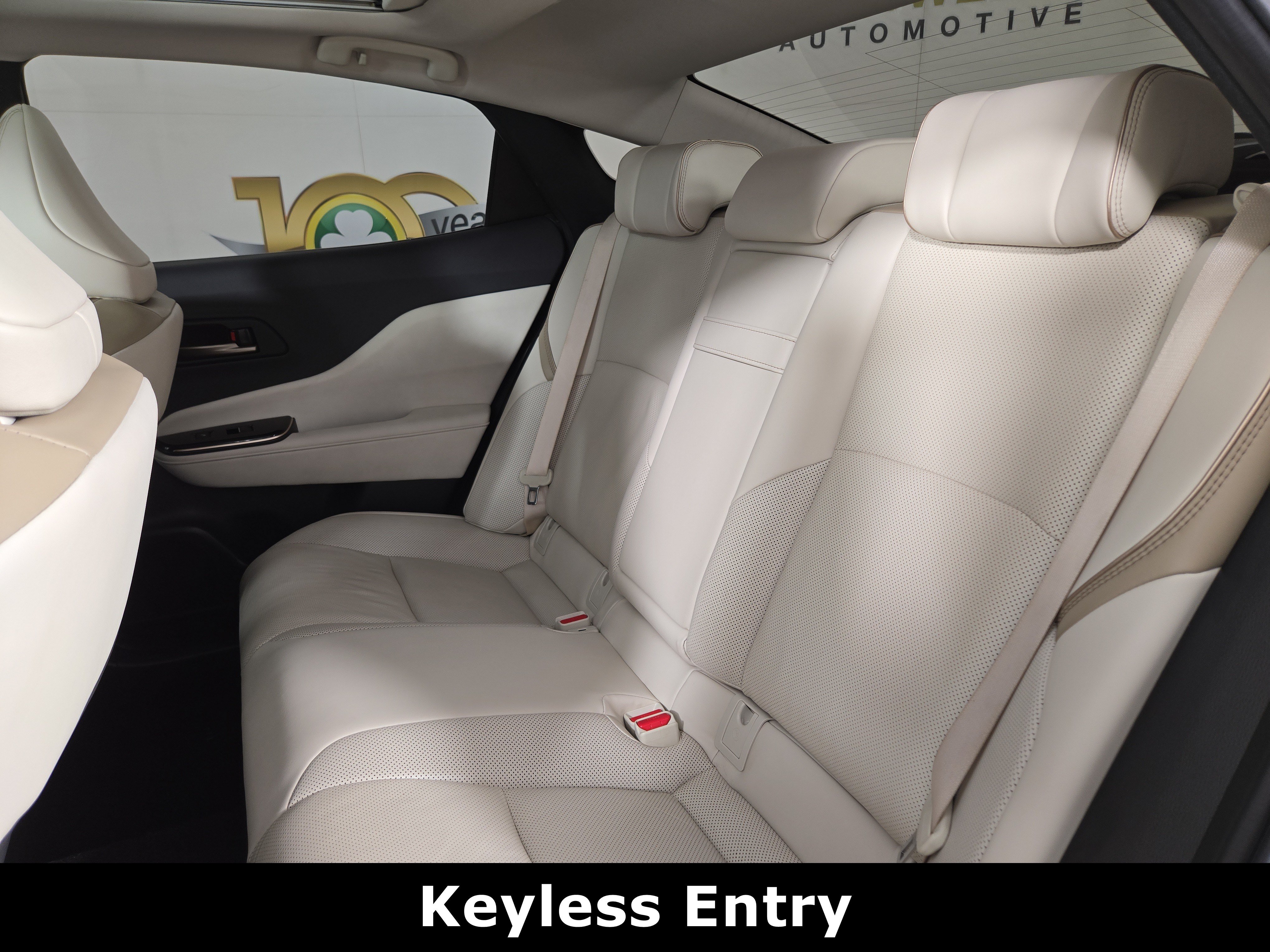 Used 2024 Toyota Crown AWD/4WD image 13