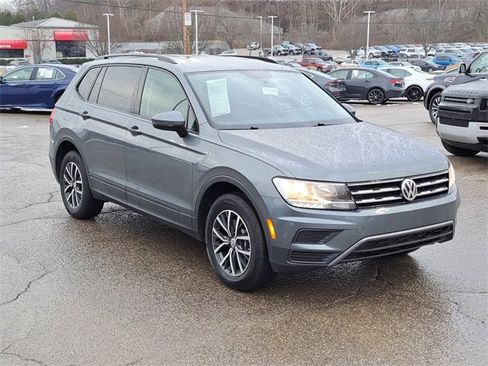 Used 2021 Volkswagen Tiguan S image 7