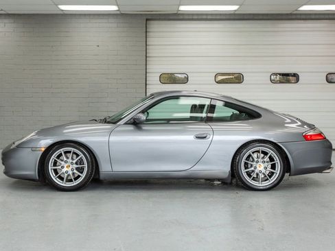 Used 2003 Porsche 911 Carrera RWD image 4