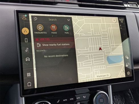 Used 2023 Land Rover Range Rover SE image 29