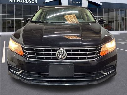 Used 2018 Volkswagen Passat 2.0T SE