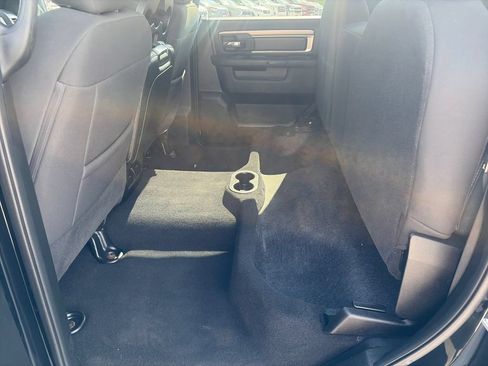 Used 2024 RAM 1500 Warlock AWD/4WD image 35
