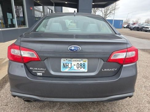 Used 2019 Subaru Legacy 2.5i Premium image 4