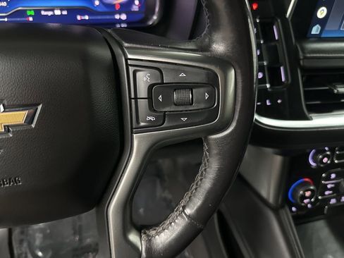 Used 2022 Chevrolet Tahoe Z71 w/ Luxury Package image 15