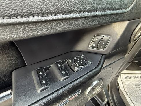 Used 2021 Ford Expedition XLT image 23