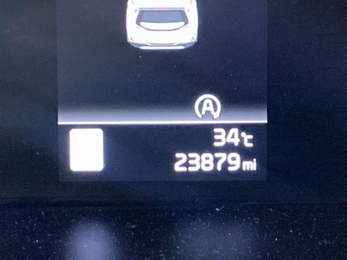 Used 2025 Kia Soul LX w/ LX Technology Package image 9