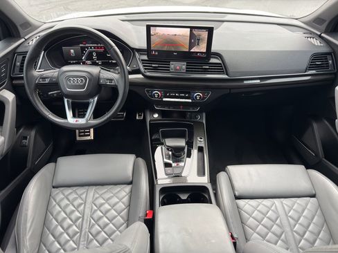 Used 2023 Audi SQ5 Premium Plus w/ Premium Plus Package image 21