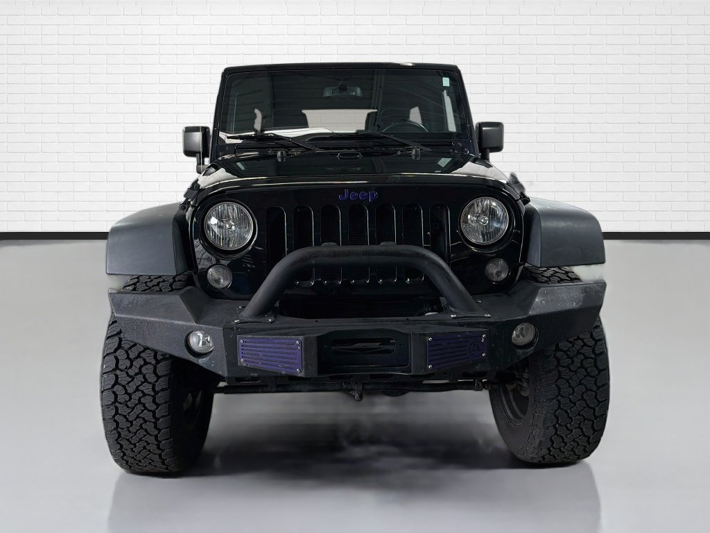 Used 2015 Jeep Wrangler Unlimited Rubicon AWD/4WD image 2