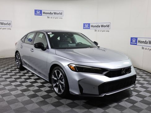 Used 2026 Honda Civic Sport Touring image 3