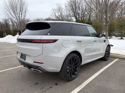 New 2026 Land Rover Range Rover Sport Dynamic SE image 5