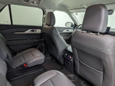 New 2026 Ford Explorer Active w/ Active Comfort Package AWD/4WD image 40