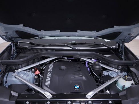 New 2026 BMW X5 sDrive40i w/ M Sport Package image 14