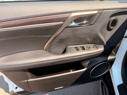 Certified 2022 Lexus RX 450h AWD w/ Luxury Package image 17