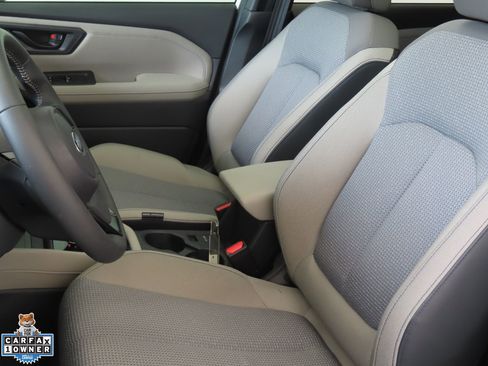 Used 2025 Subaru Forester Premium w/ Convenience Package #2 AWD/4WD image 11