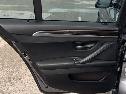 Used 2014 BMW 528i Sedan RWD image 14