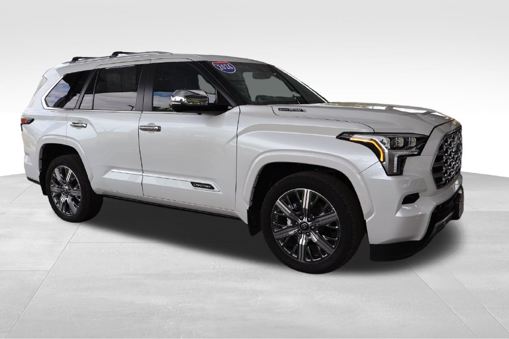 Certified 2026 Toyota Sequoia Capstone AWD/4WD image 21
