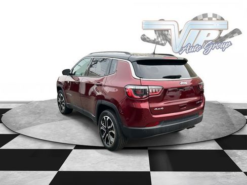 Certified 2022 Jeep Compass Limited image 4