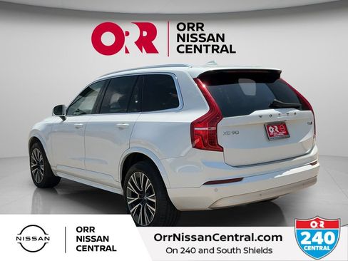 Used 2022 Volvo XC90 T6 Momentum w/ Advanced Package AWD/4WD image 7
