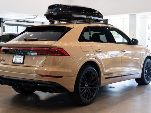 Used 2024 Audi SQ8 Premium Plus AWD/4WD image 4