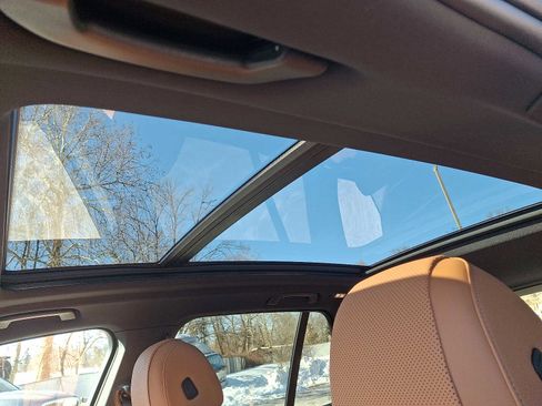 Certified 2025 BMW X5 xDrive50e w/ M Sport Package image 14